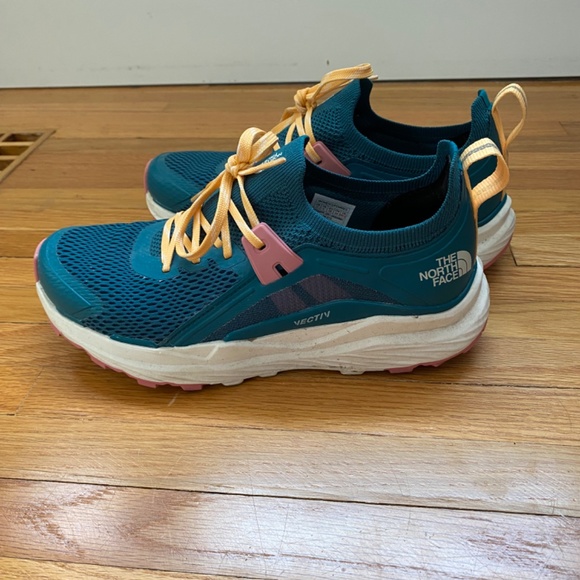 North Face Vectiv Hypnum Runners - Picture 4 of 5